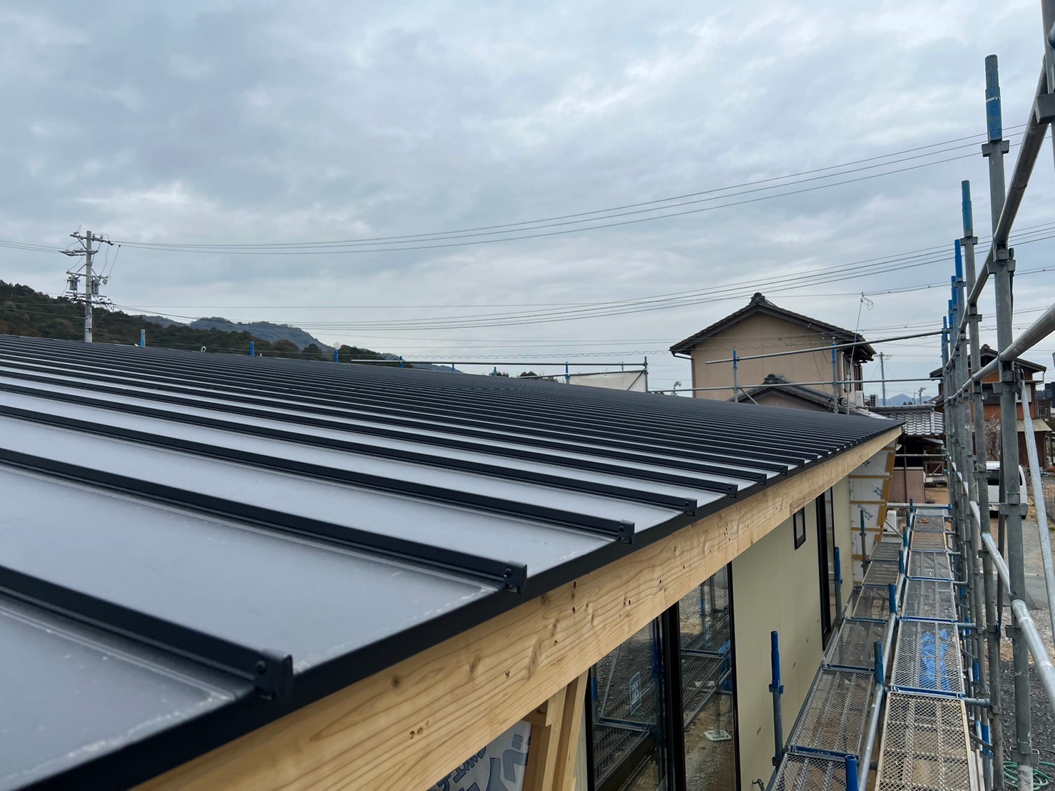 恵那市にて新築の住宅に太陽光パネルを設置しました